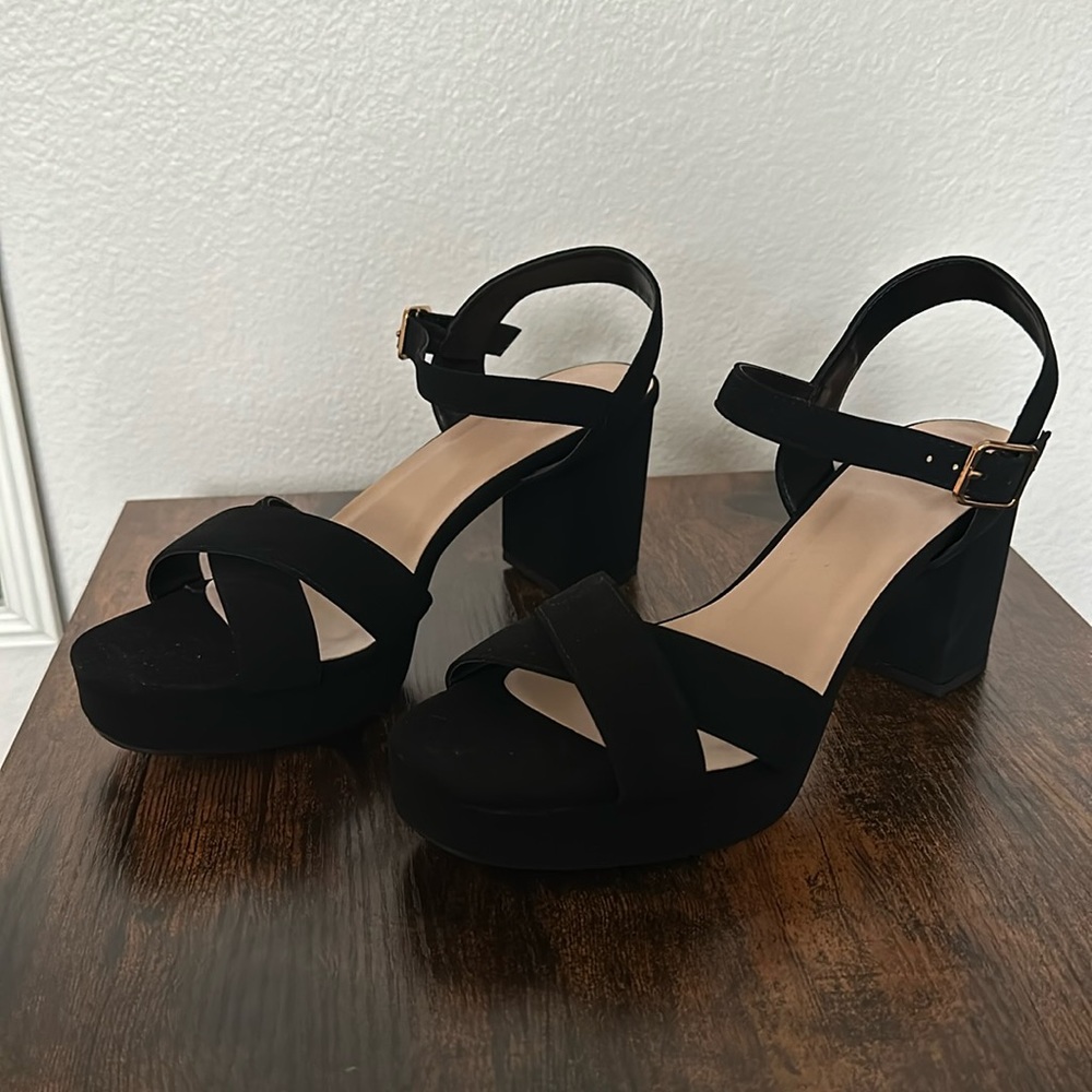 Delicious 2 1/2 inch Platform Sandal Heel
